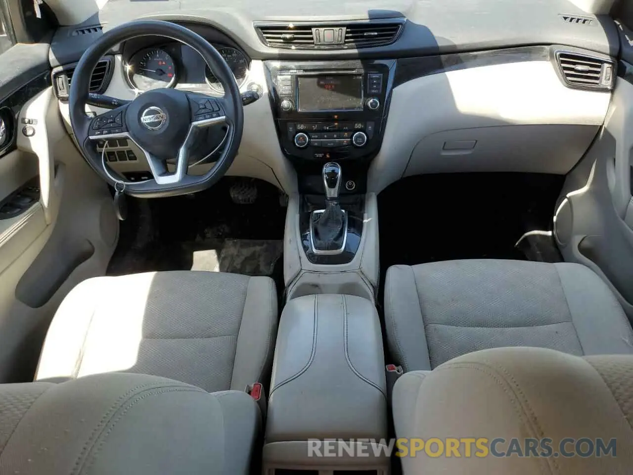 8 Photograph of a damaged car JN1BJ1CR6KW630338 NISSAN ROGUE 2019