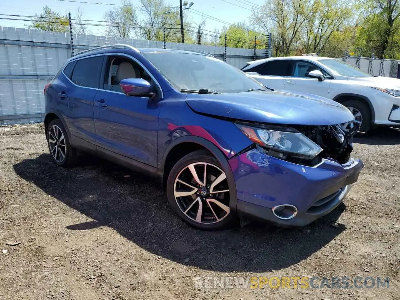 4 Photograph of a damaged car JN1BJ1CR7KW315127 NISSAN ROGUE 2019
