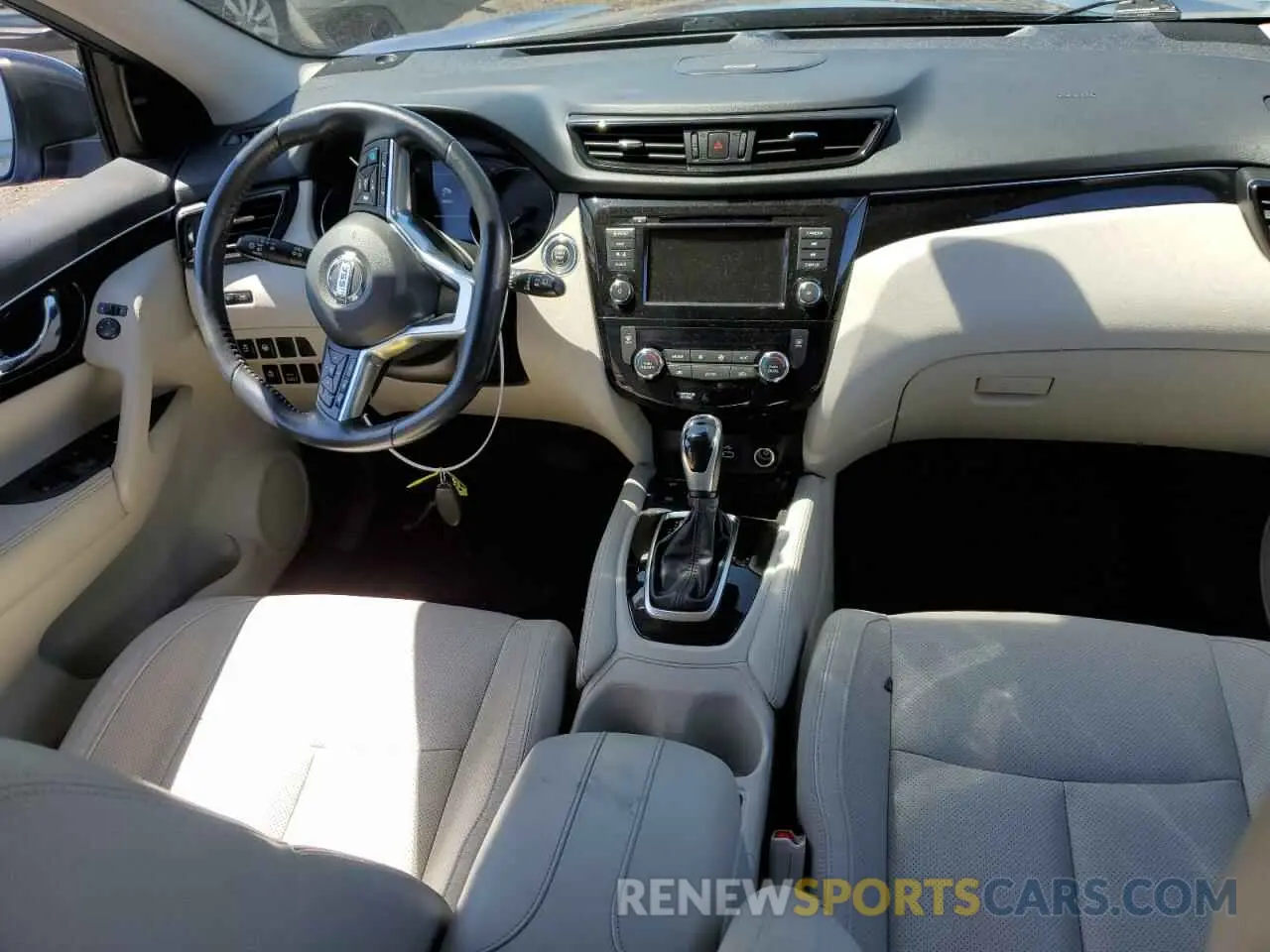 8 Photograph of a damaged car JN1BJ1CR7KW315127 NISSAN ROGUE 2019