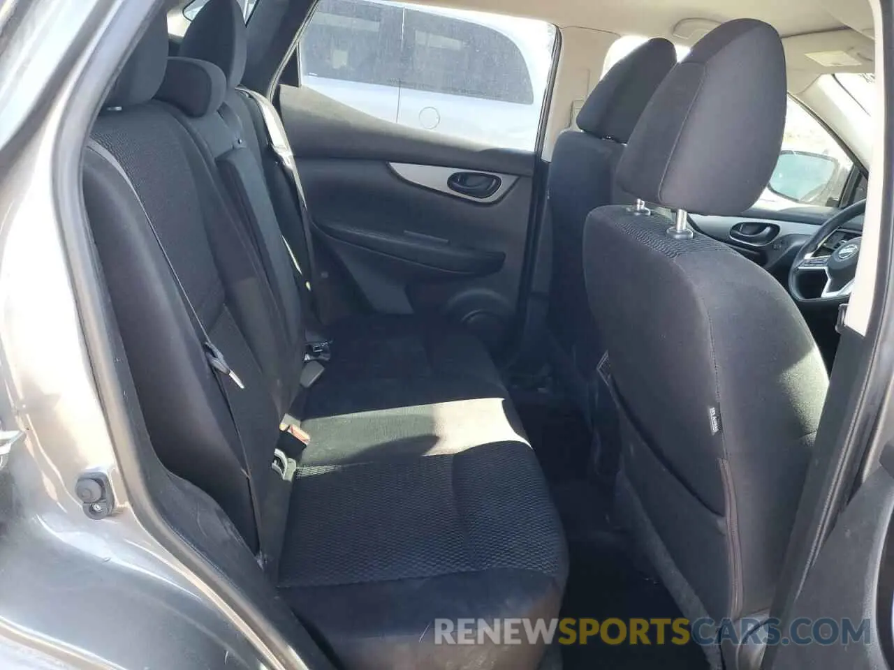 11 Photograph of a damaged car JN1BJ1CR7KW317329 NISSAN ROGUE 2019