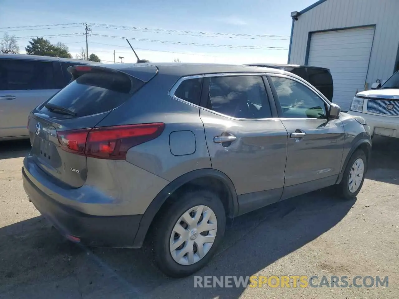 3 Photograph of a damaged car JN1BJ1CR7KW317329 NISSAN ROGUE 2019