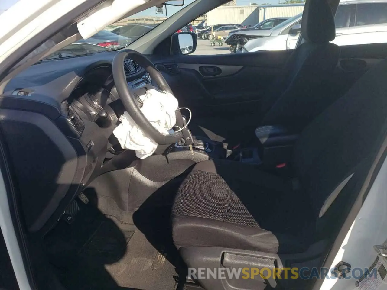 7 Photograph of a damaged car JN1BJ1CR7KW338651 NISSAN ROGUE 2019
