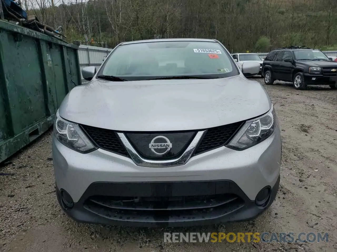 5 Photograph of a damaged car JN1BJ1CR7KW349049 NISSAN ROGUE 2019