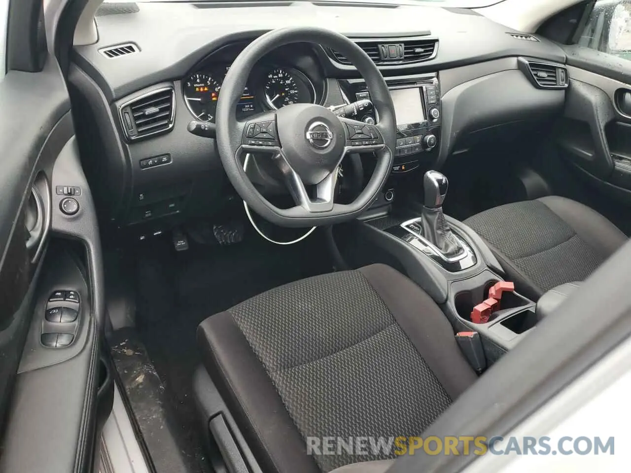 8 Photograph of a damaged car JN1BJ1CR7KW349049 NISSAN ROGUE 2019