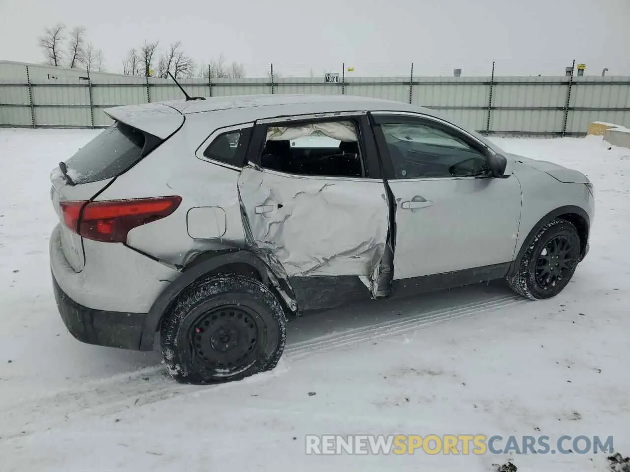 3 Photograph of a damaged car JN1BJ1CR8KW344460 NISSAN ROGUE 2019