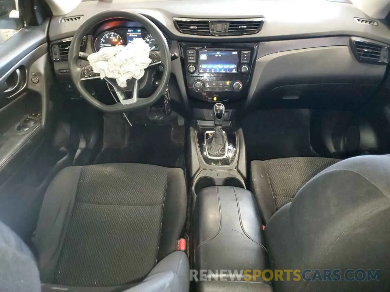 8 Photograph of a damaged car JN1BJ1CR8KW344460 NISSAN ROGUE 2019