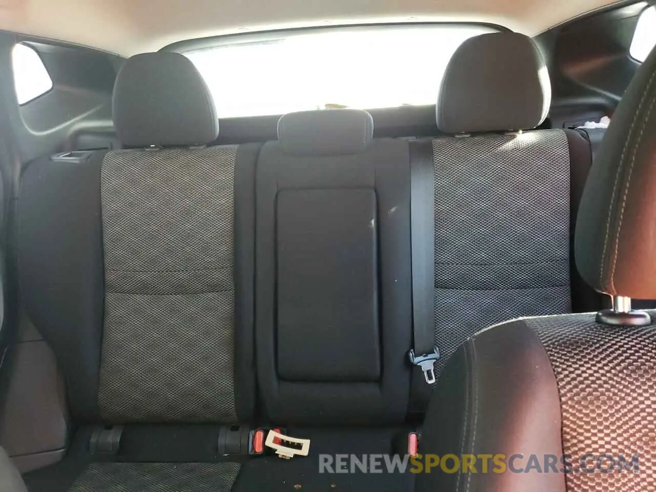 10 Photograph of a damaged car JN1BJ1CR8KW350209 NISSAN ROGUE 2019
