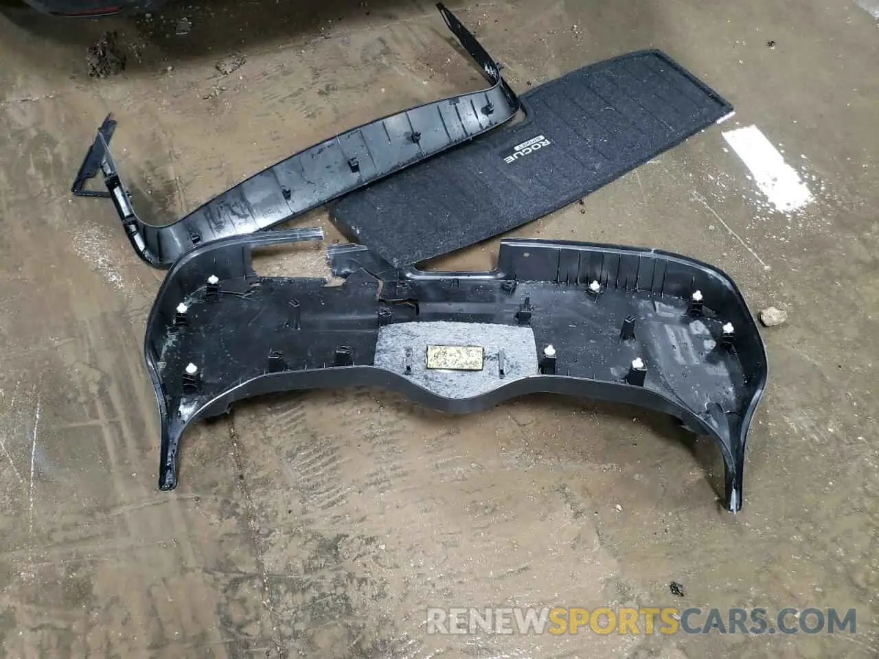 12 Photograph of a damaged car JN1BJ1CR8KW629997 NISSAN ROGUE 2019