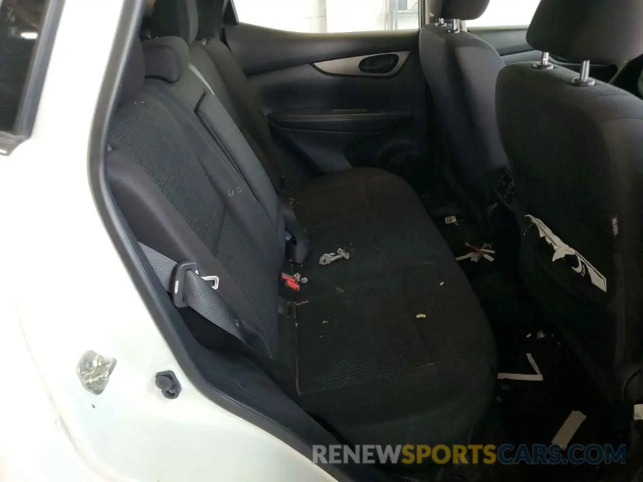 10 Photograph of a damaged car JN1BJ1CR9KW324797 NISSAN ROGUE 2019
