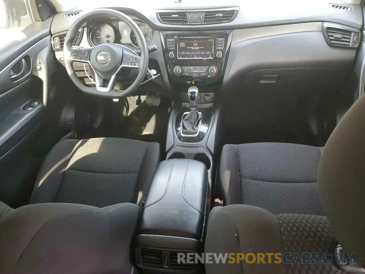 8 Photograph of a damaged car JN1BJ1CRXKW335694 NISSAN ROGUE 2019
