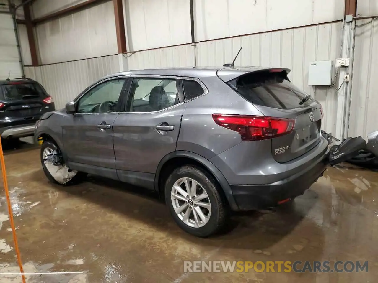 2 Photograph of a damaged car JN1BJ1CRXKW624915 NISSAN ROGUE 2019