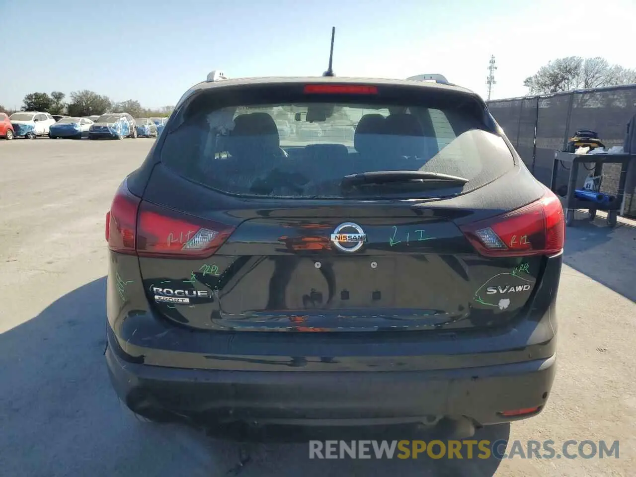 6 Photograph of a damaged car JN1BJ1CRXKW628625 NISSAN ROGUE 2019