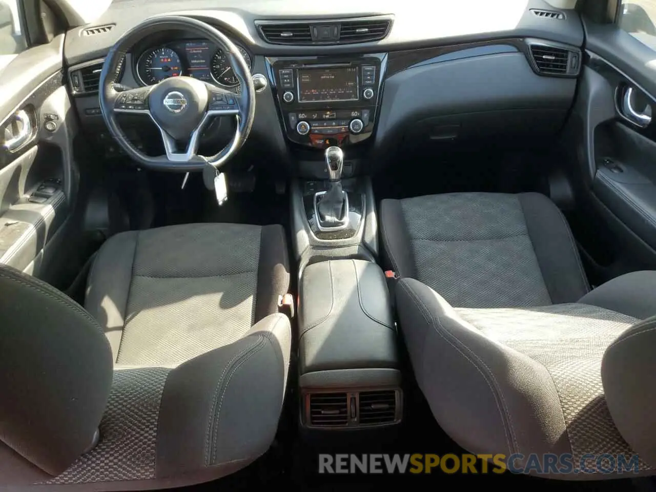 8 Photograph of a damaged car JN1BJ1CRXKW628625 NISSAN ROGUE 2019
