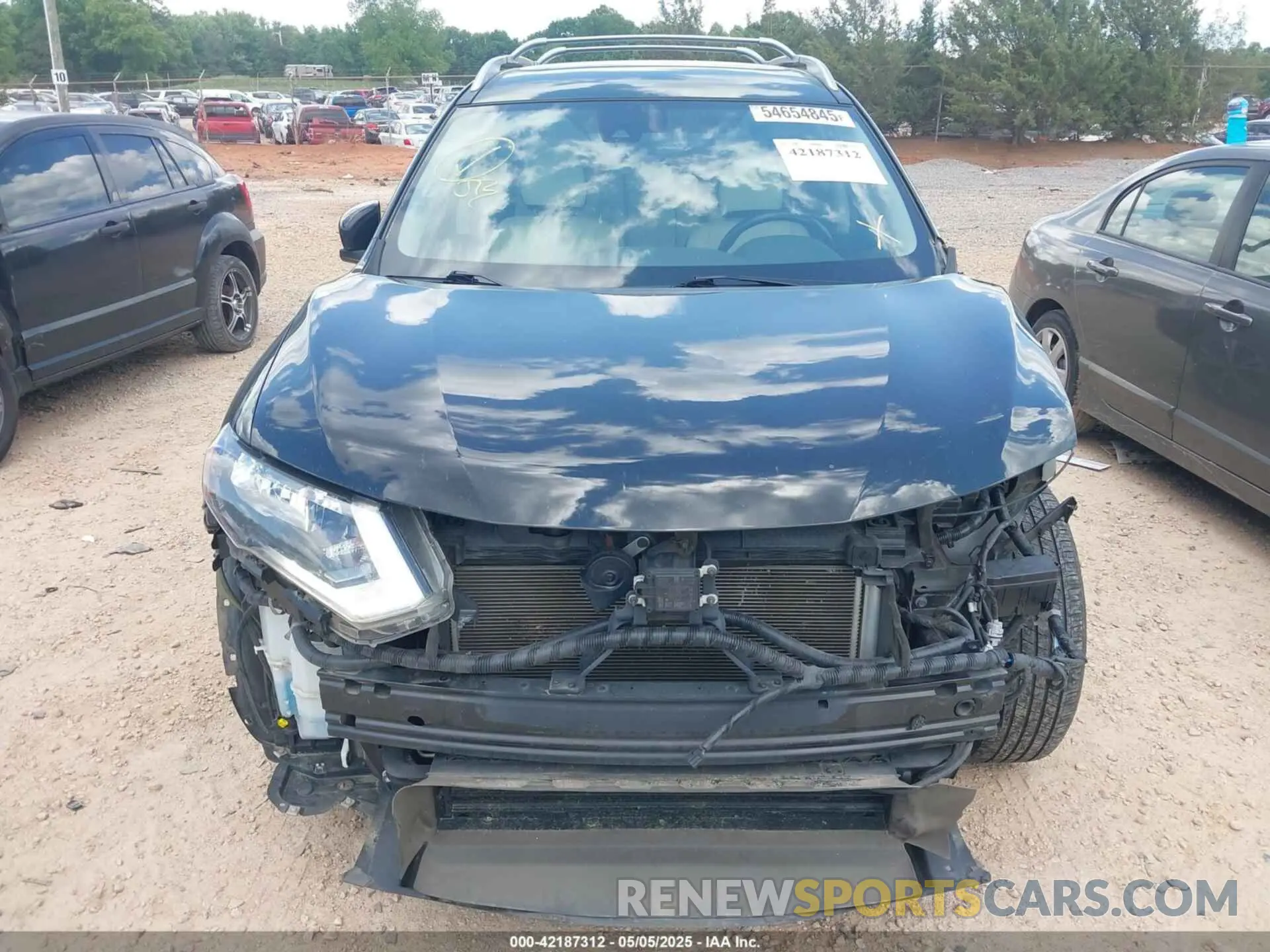 12 Photograph of a damaged car JN8AT2MT0KW505181 NISSAN ROGUE 2019