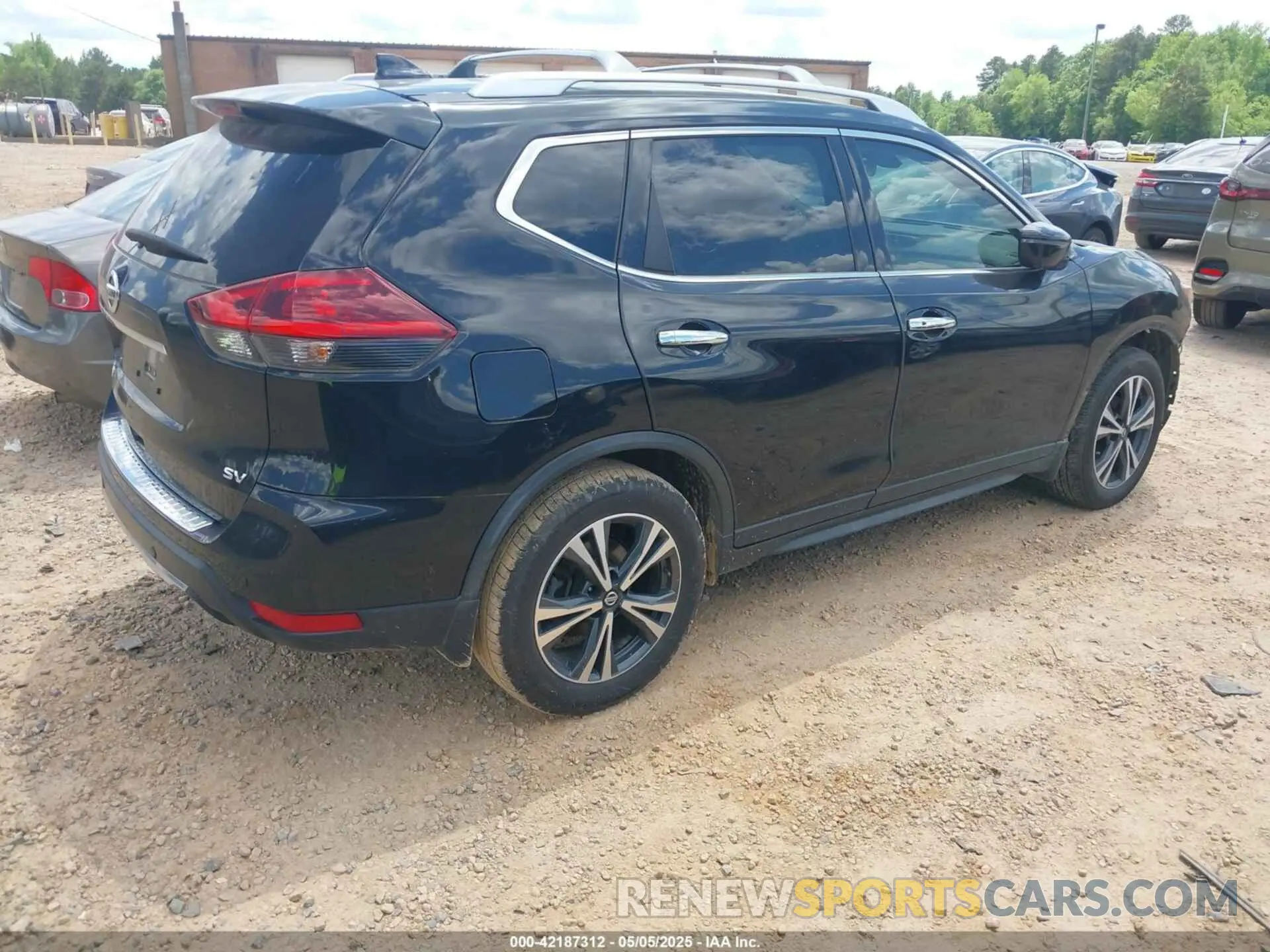 4 Photograph of a damaged car JN8AT2MT0KW505181 NISSAN ROGUE 2019