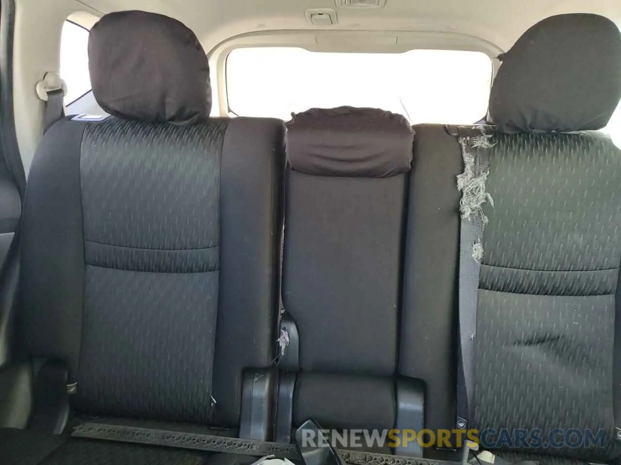 10 Photograph of a damaged car JN8AT2MT0KW505360 NISSAN ROGUE 2019