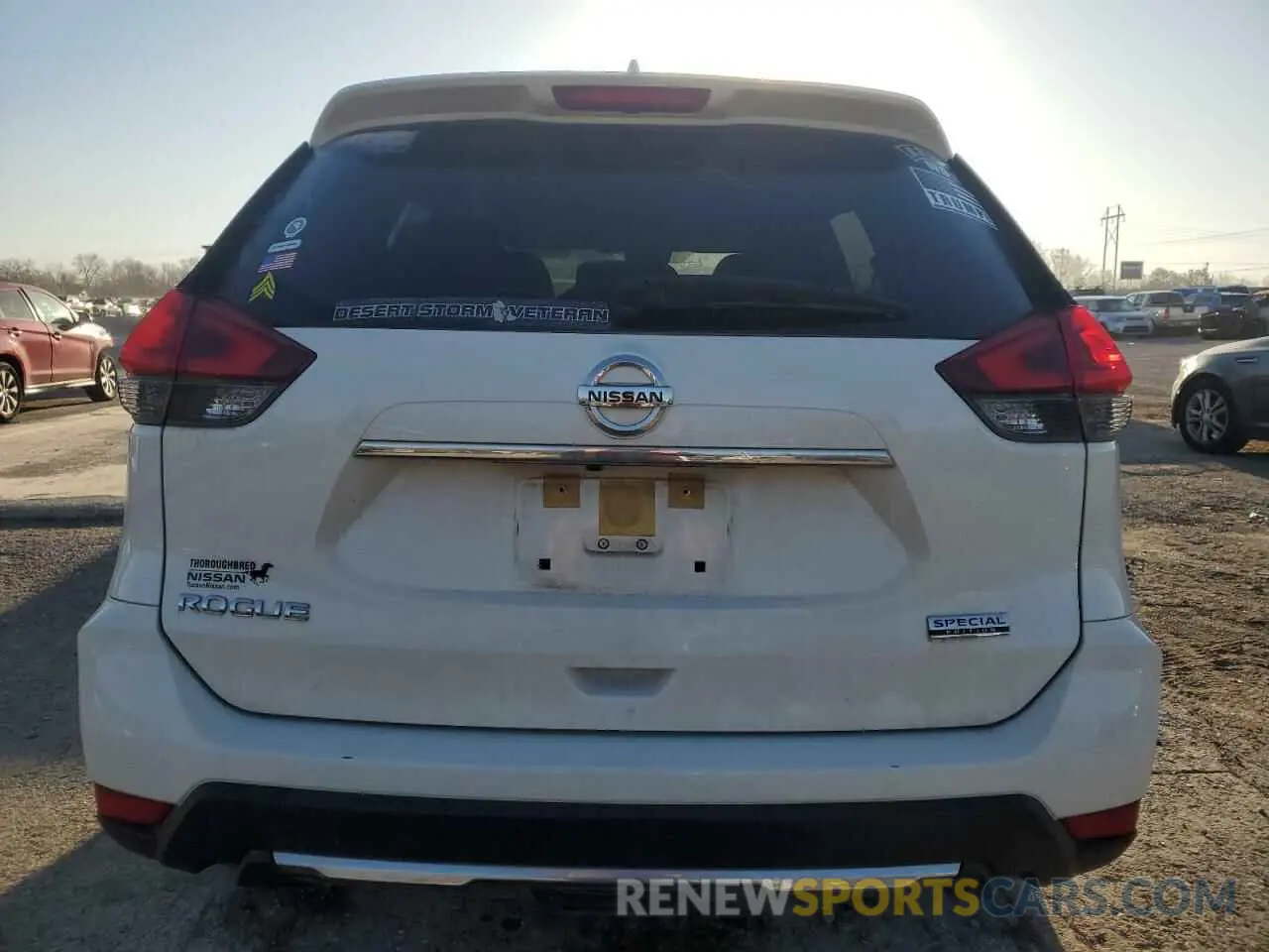 6 Photograph of a damaged car JN8AT2MT1KW267597 NISSAN ROGUE 2019