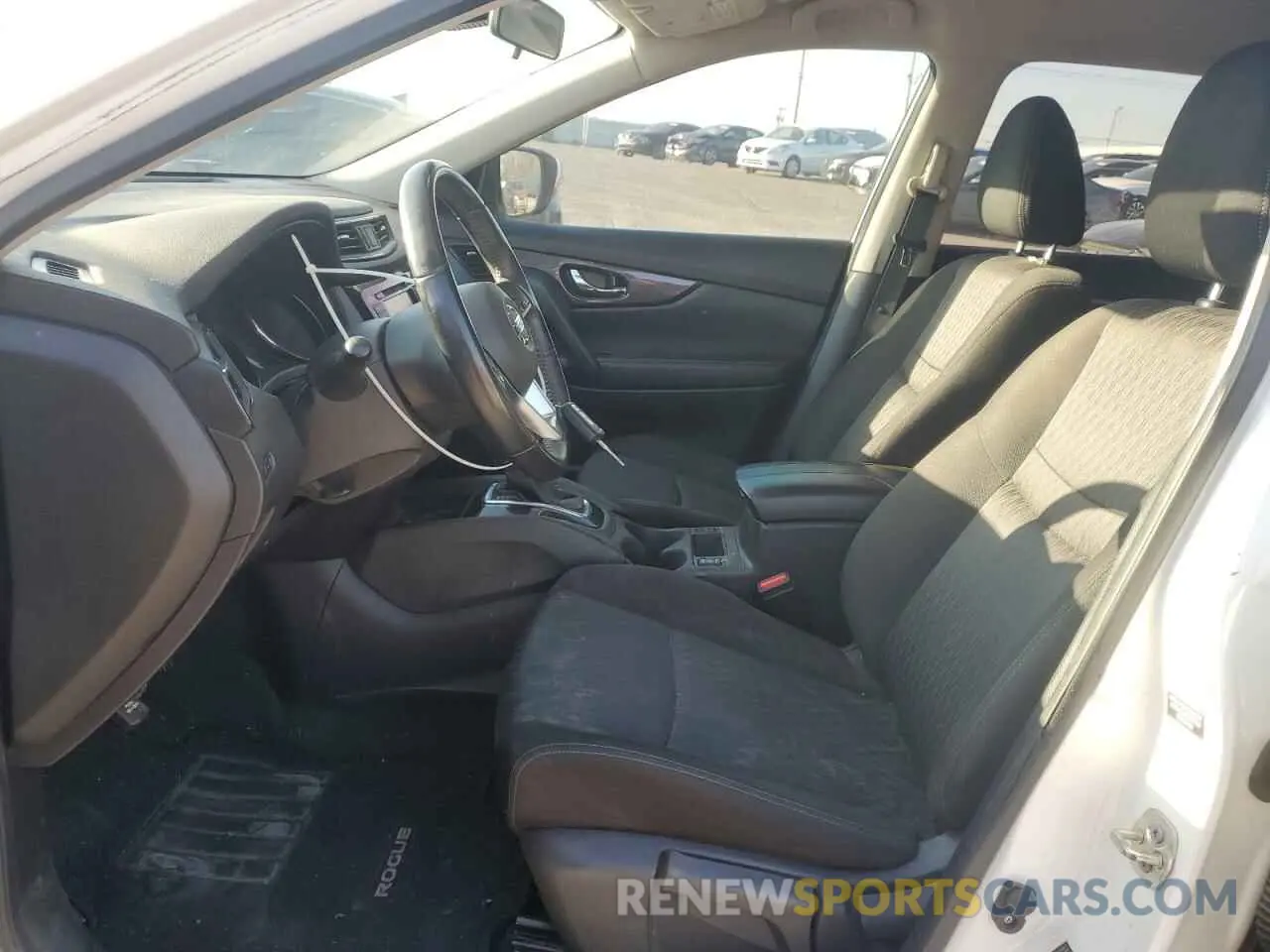7 Photograph of a damaged car JN8AT2MT1KW267597 NISSAN ROGUE 2019