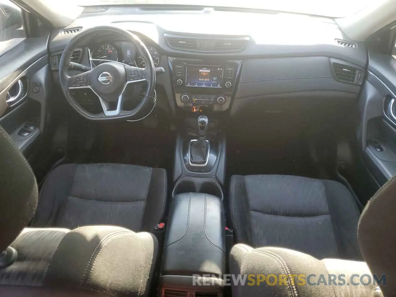 8 Photograph of a damaged car JN8AT2MT1KW267597 NISSAN ROGUE 2019
