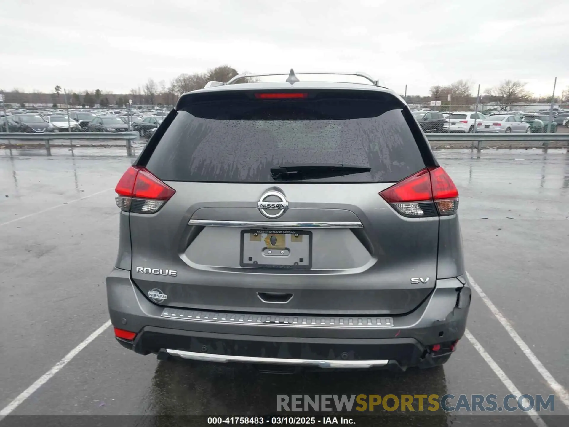 16 Photograph of a damaged car JN8AT2MT1KW505125 NISSAN ROGUE 2019