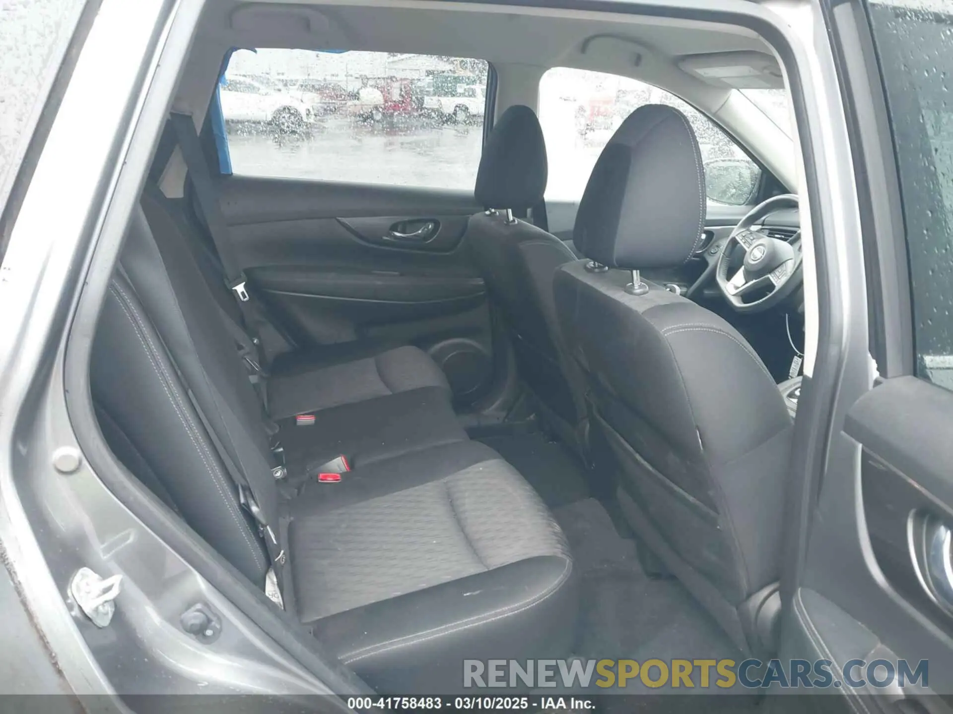 8 Photograph of a damaged car JN8AT2MT1KW505125 NISSAN ROGUE 2019