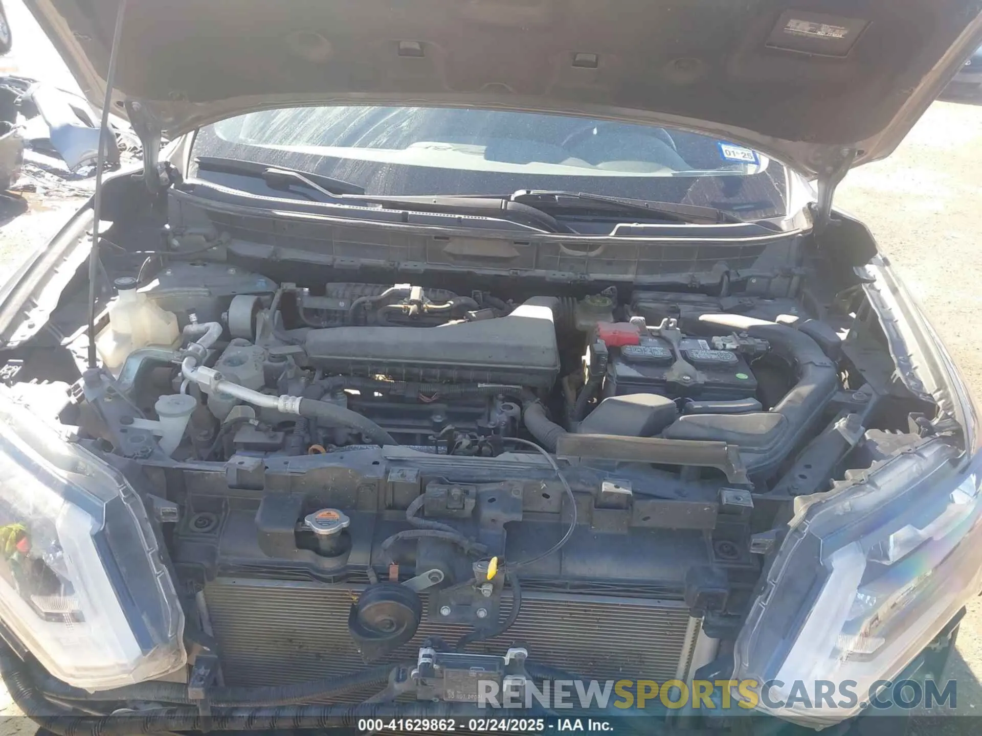 10 Photograph of a damaged car JN8AT2MT2KW250131 NISSAN ROGUE 2019