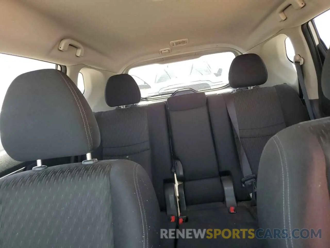 10 Photograph of a damaged car JN8AT2MT2KW252154 NISSAN ROGUE 2019