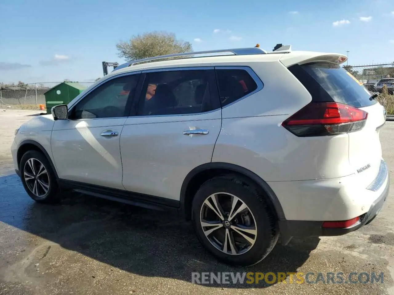 2 Photograph of a damaged car JN8AT2MT2KW254308 NISSAN ROGUE 2019