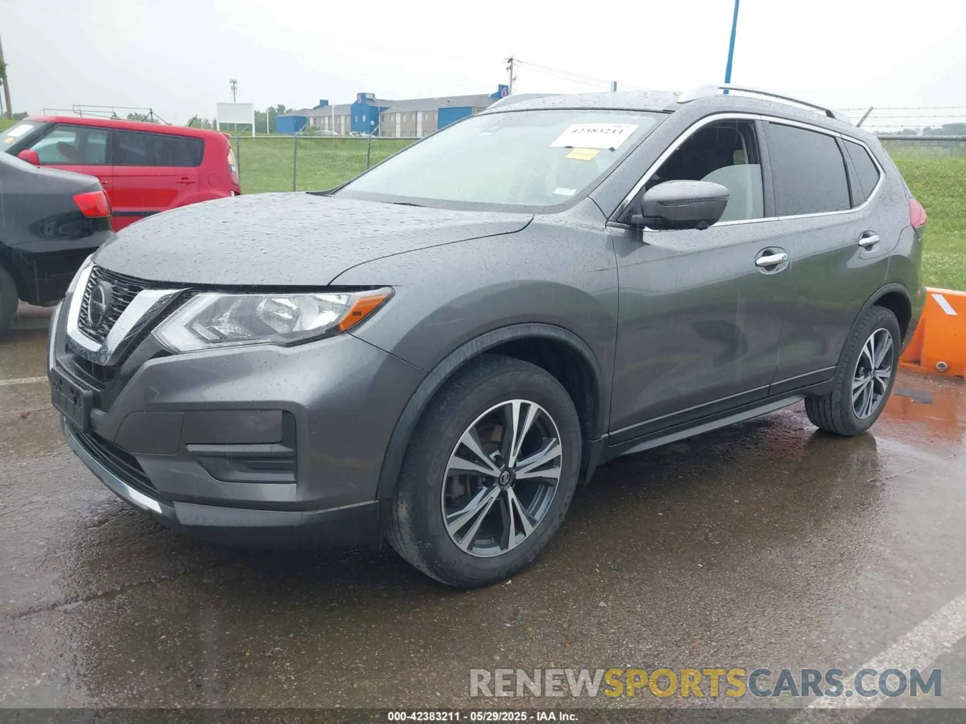 2 Photograph of a damaged car JN8AT2MT3KW256648 NISSAN ROGUE 2019