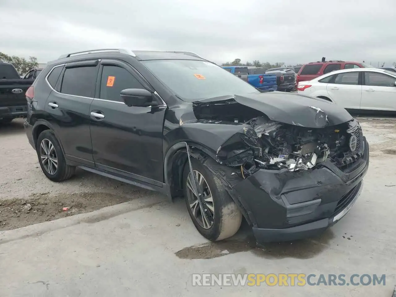 4 Photograph of a damaged car JN8AT2MT3KW258867 NISSAN ROGUE 2019