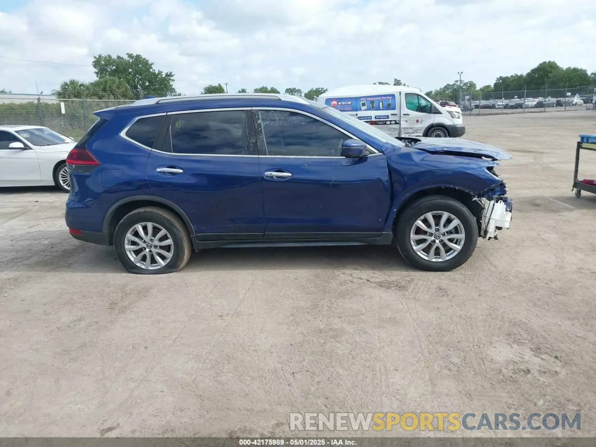 13 Photograph of a damaged car JN8AT2MT3KW259937 NISSAN ROGUE 2019