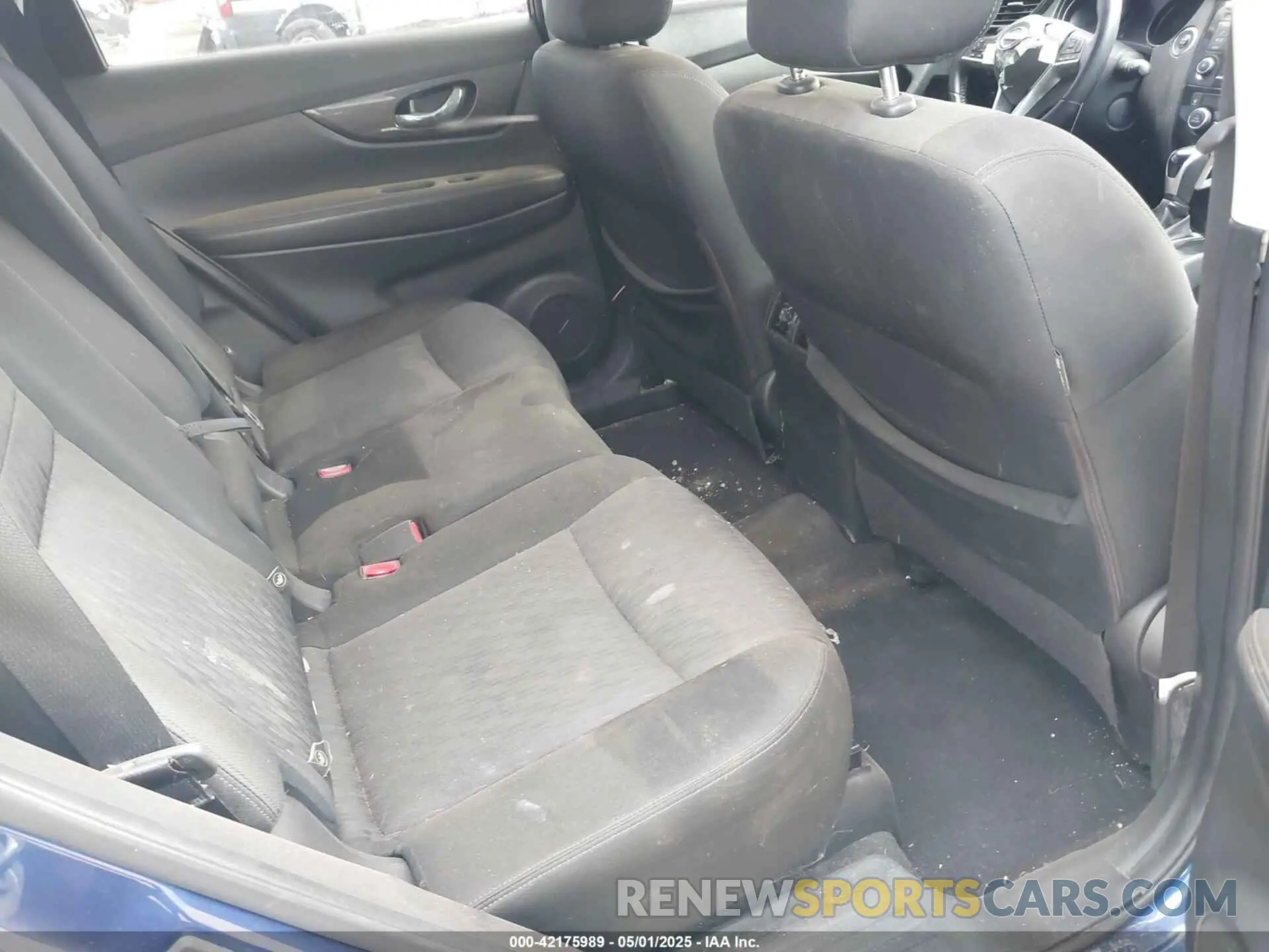 8 Photograph of a damaged car JN8AT2MT3KW259937 NISSAN ROGUE 2019