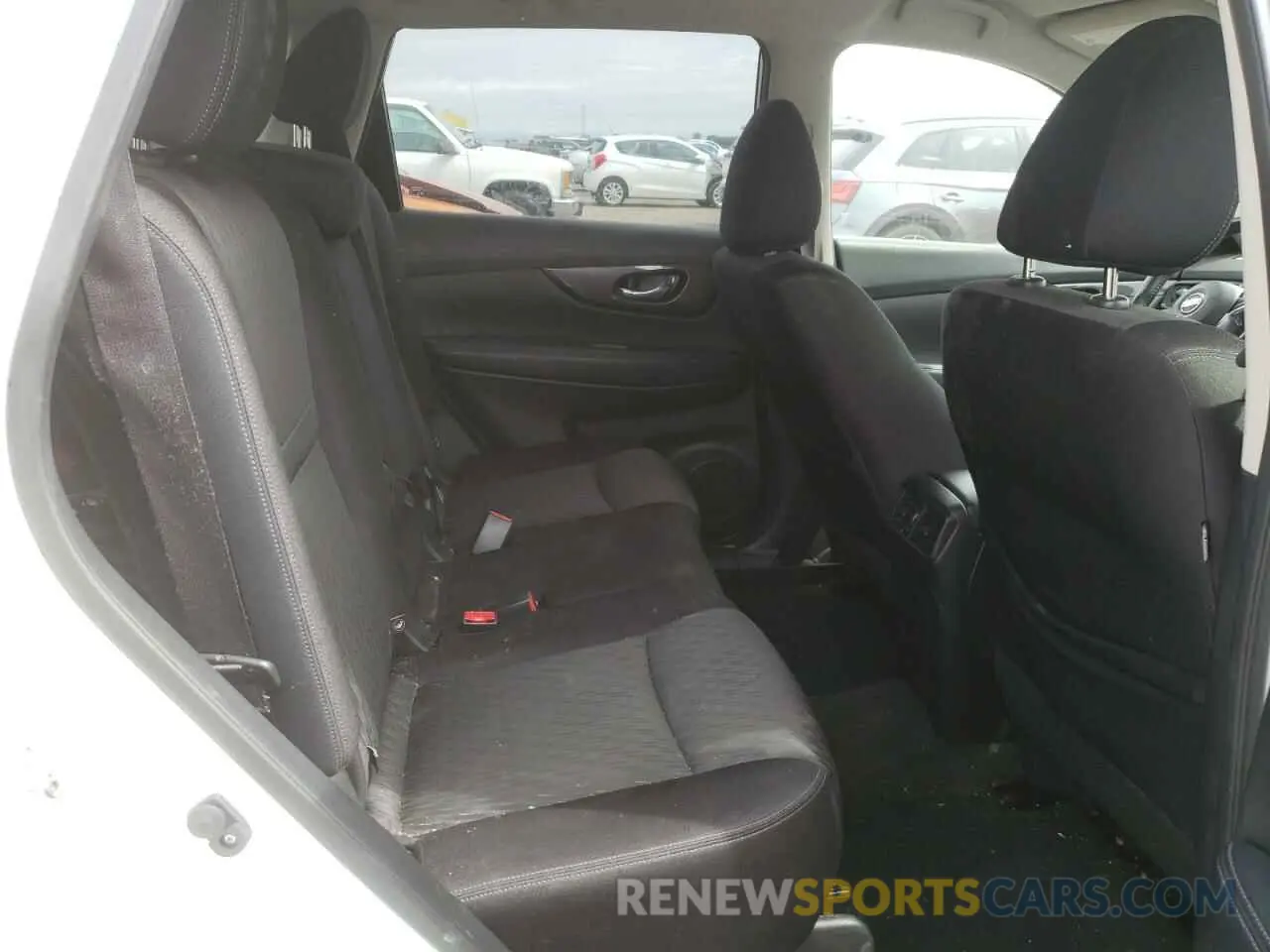 11 Photograph of a damaged car JN8AT2MT4KW250860 NISSAN ROGUE 2019