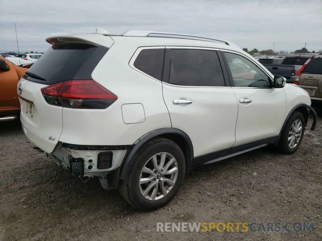3 Photograph of a damaged car JN8AT2MT4KW250860 NISSAN ROGUE 2019