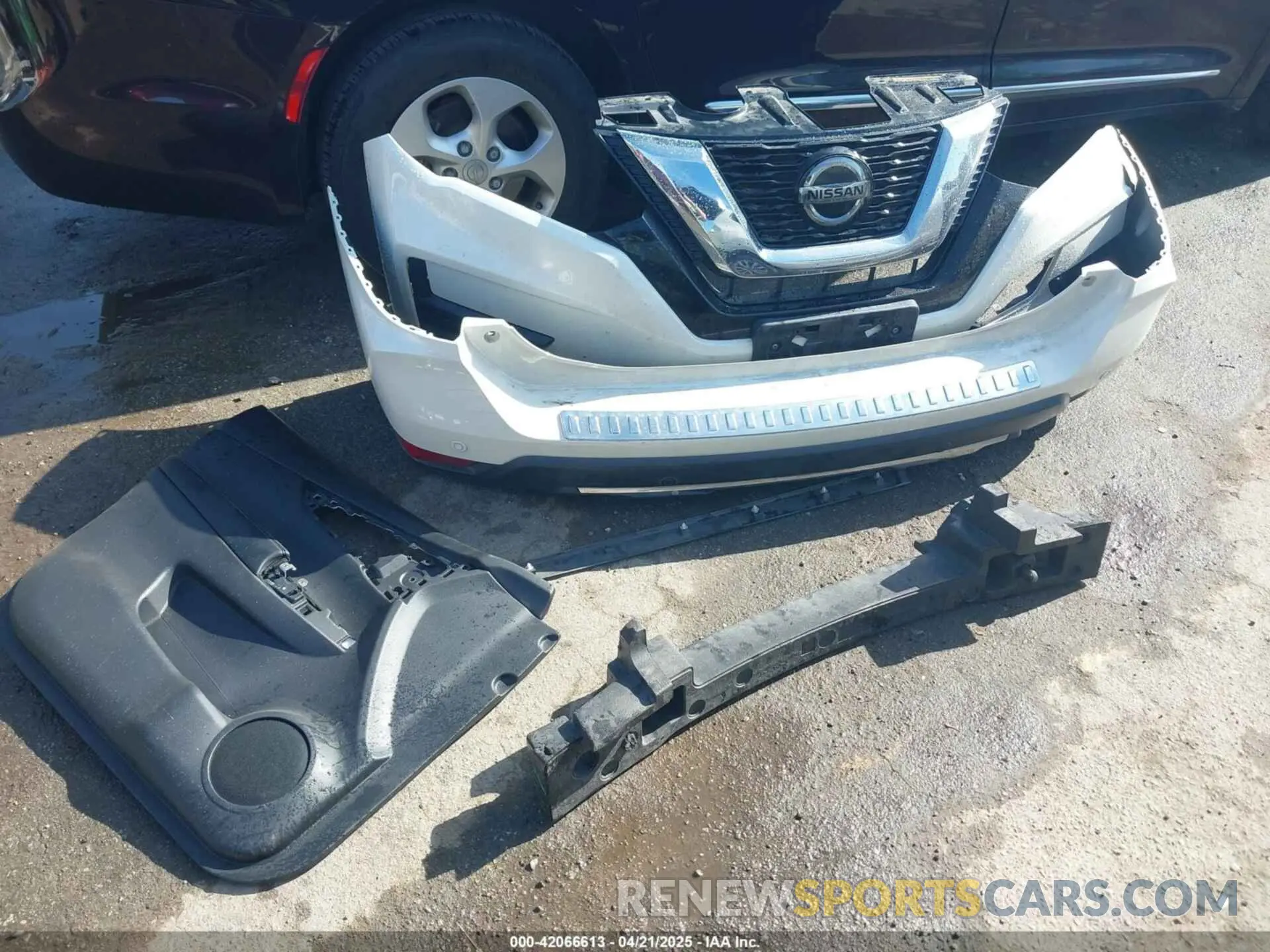 12 Photograph of a damaged car JN8AT2MT4KW255007 NISSAN ROGUE 2019
