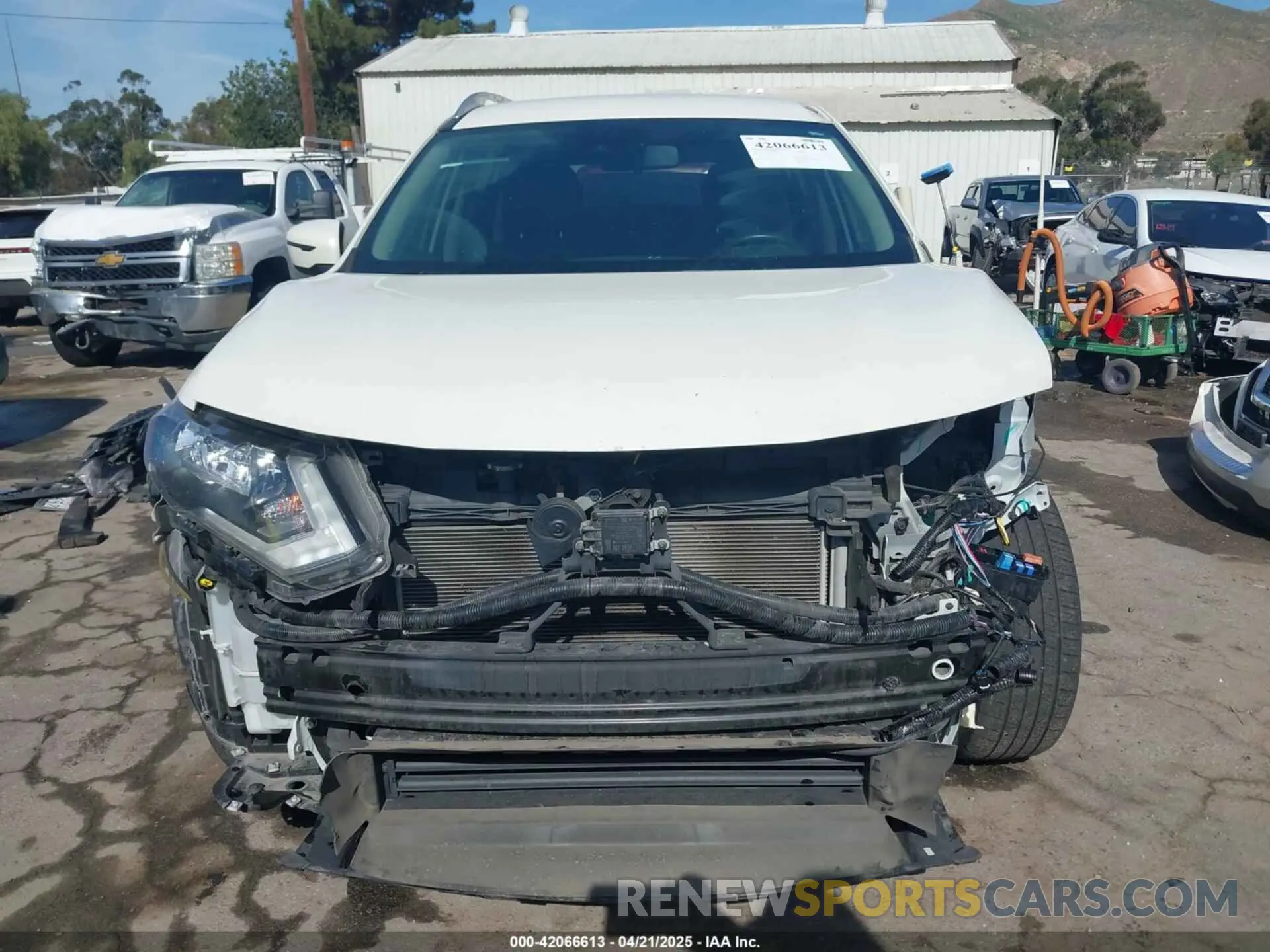 13 Photograph of a damaged car JN8AT2MT4KW255007 NISSAN ROGUE 2019