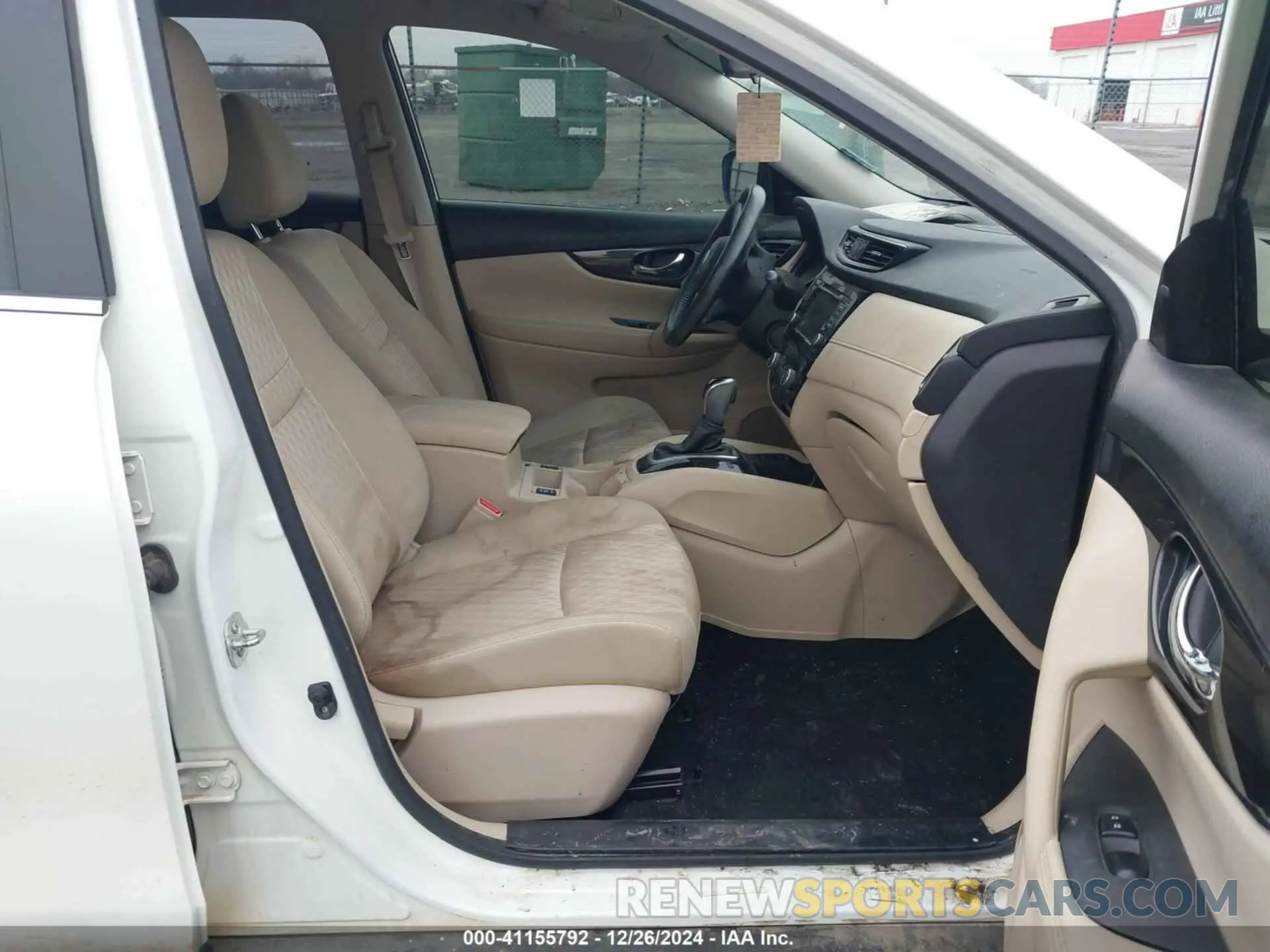 5 Photograph of a damaged car JN8AT2MT4KW263267 NISSAN ROGUE 2019