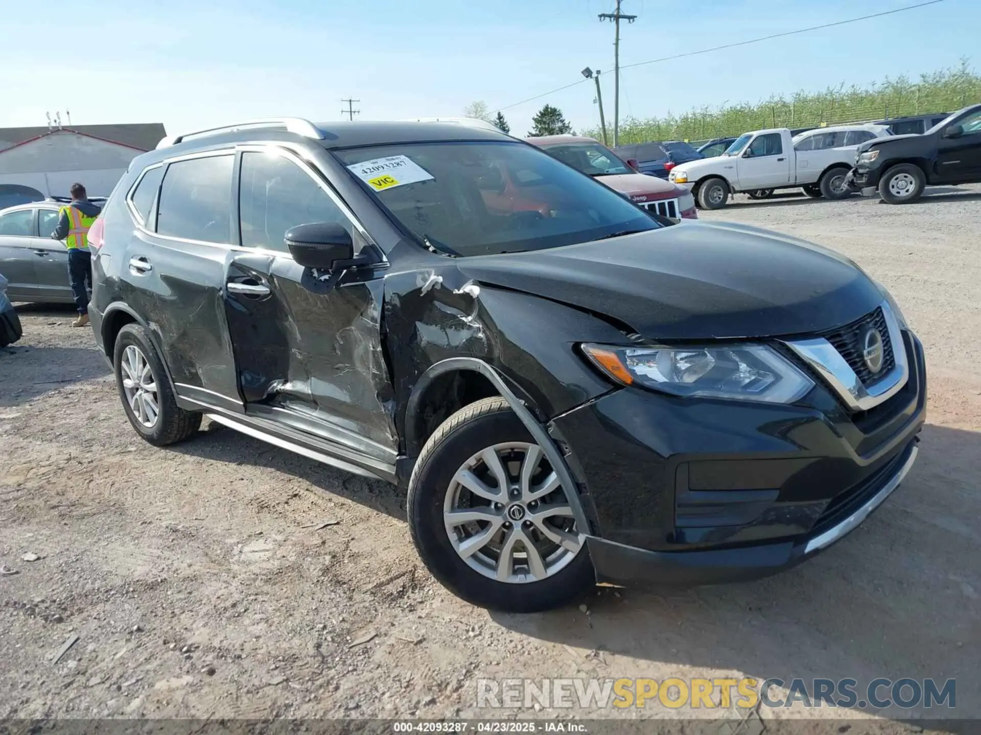 1 Photograph of a damaged car JN8AT2MT4KW266105 NISSAN ROGUE 2019