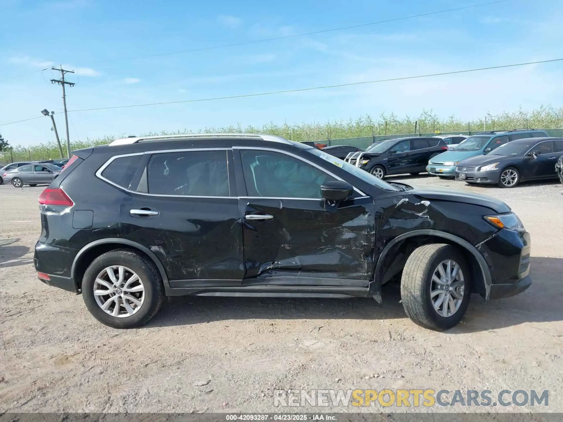 13 Photograph of a damaged car JN8AT2MT4KW266105 NISSAN ROGUE 2019