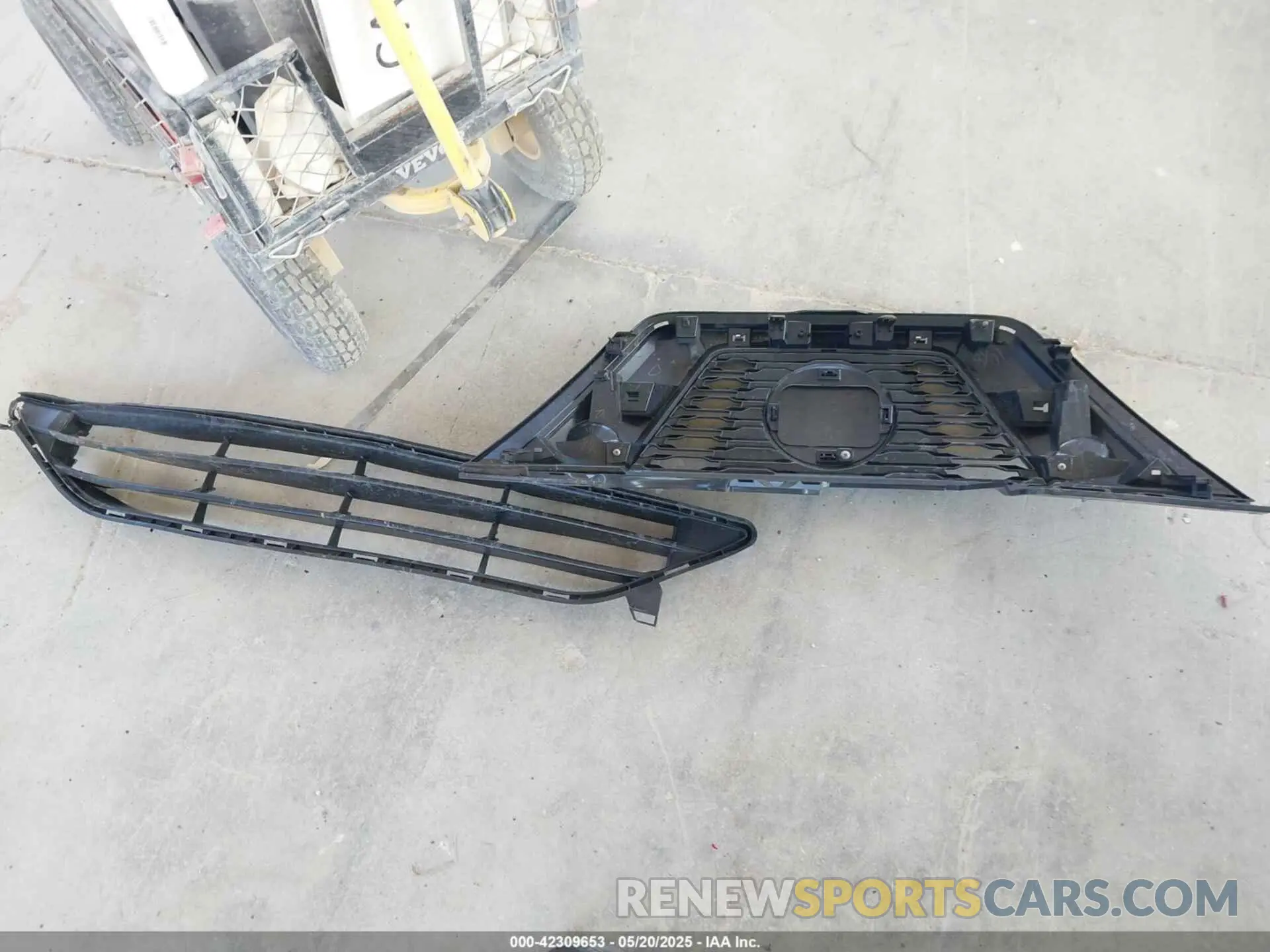 11 Photograph of a damaged car JN8AT2MT5KW252231 NISSAN ROGUE 2019