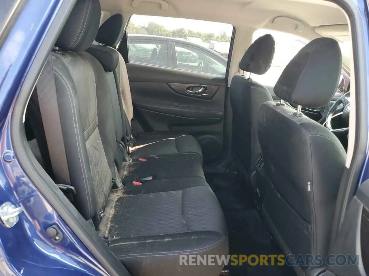 10 Photograph of a damaged car JN8AT2MT5KW264587 NISSAN ROGUE 2019