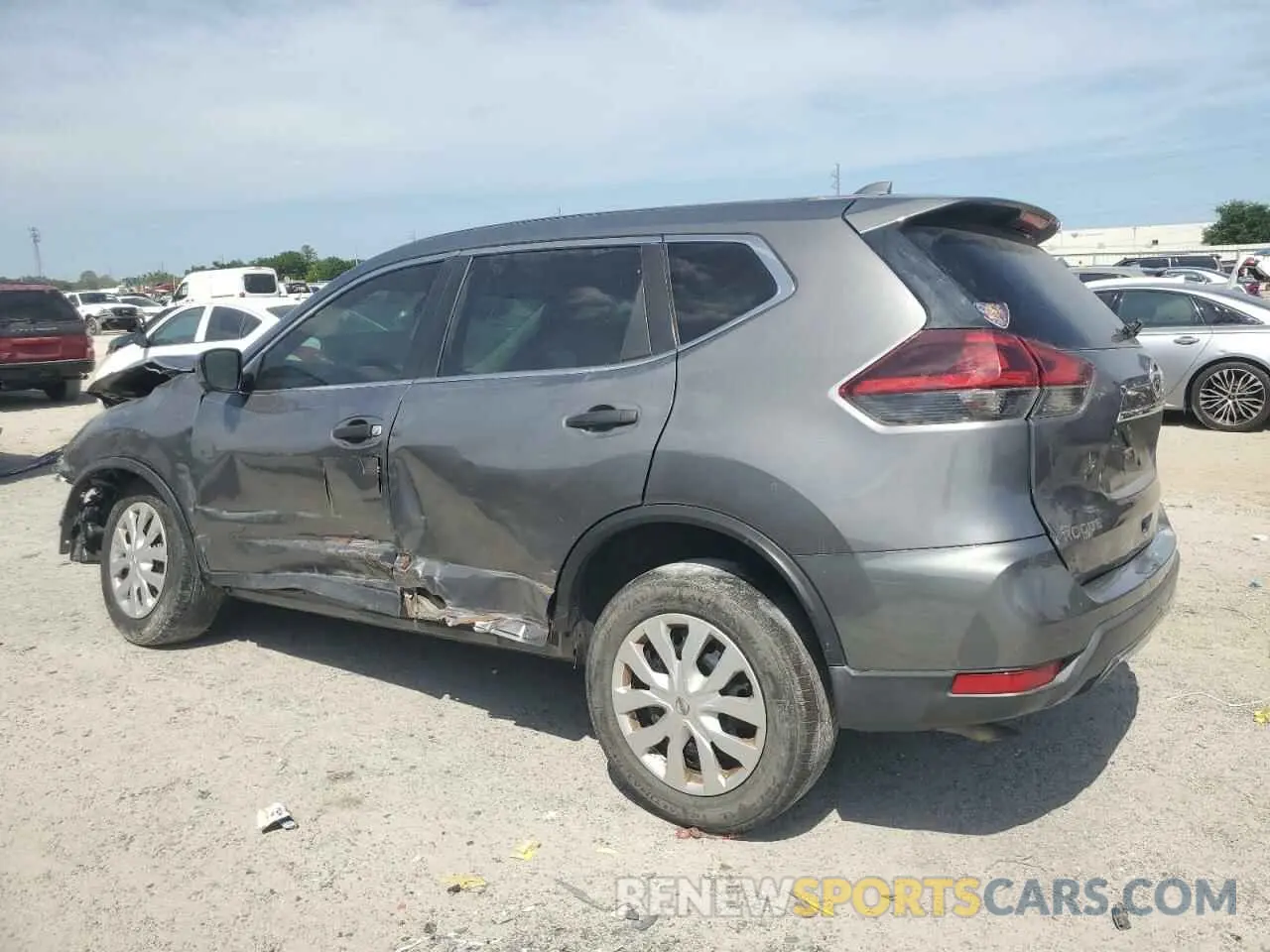 2 Photograph of a damaged car JN8AT2MT5KW264590 NISSAN ROGUE 2019