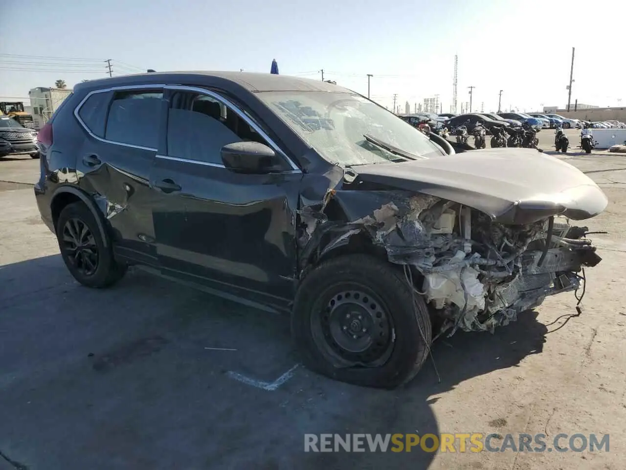 4 Photograph of a damaged car JN8AT2MT5KW504222 NISSAN ROGUE 2019