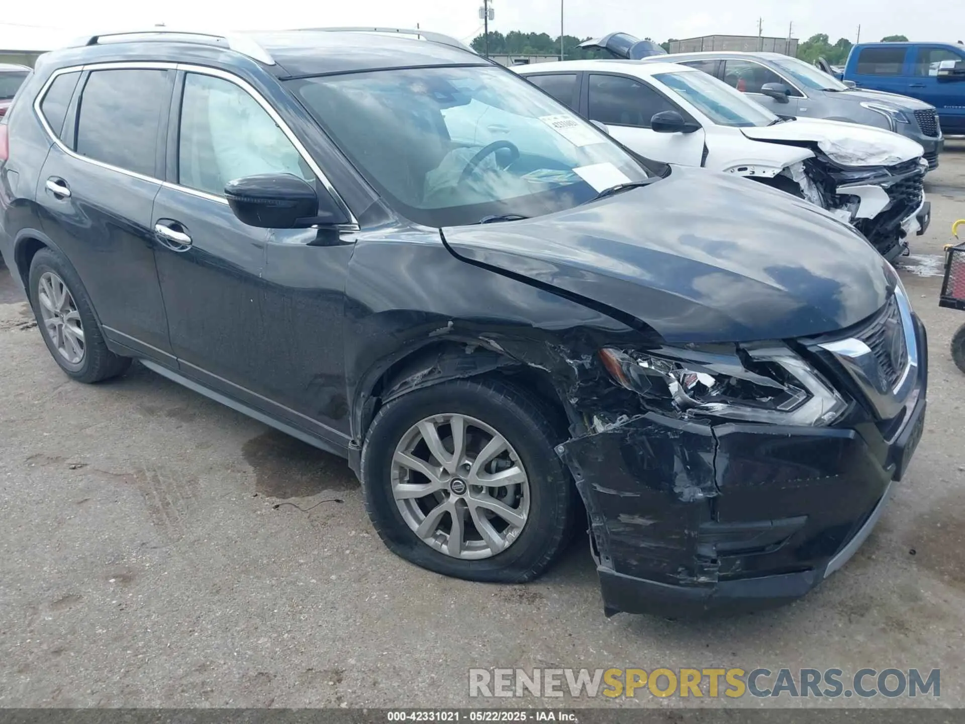 1 Photograph of a damaged car JN8AT2MT6KW255283 NISSAN ROGUE 2019