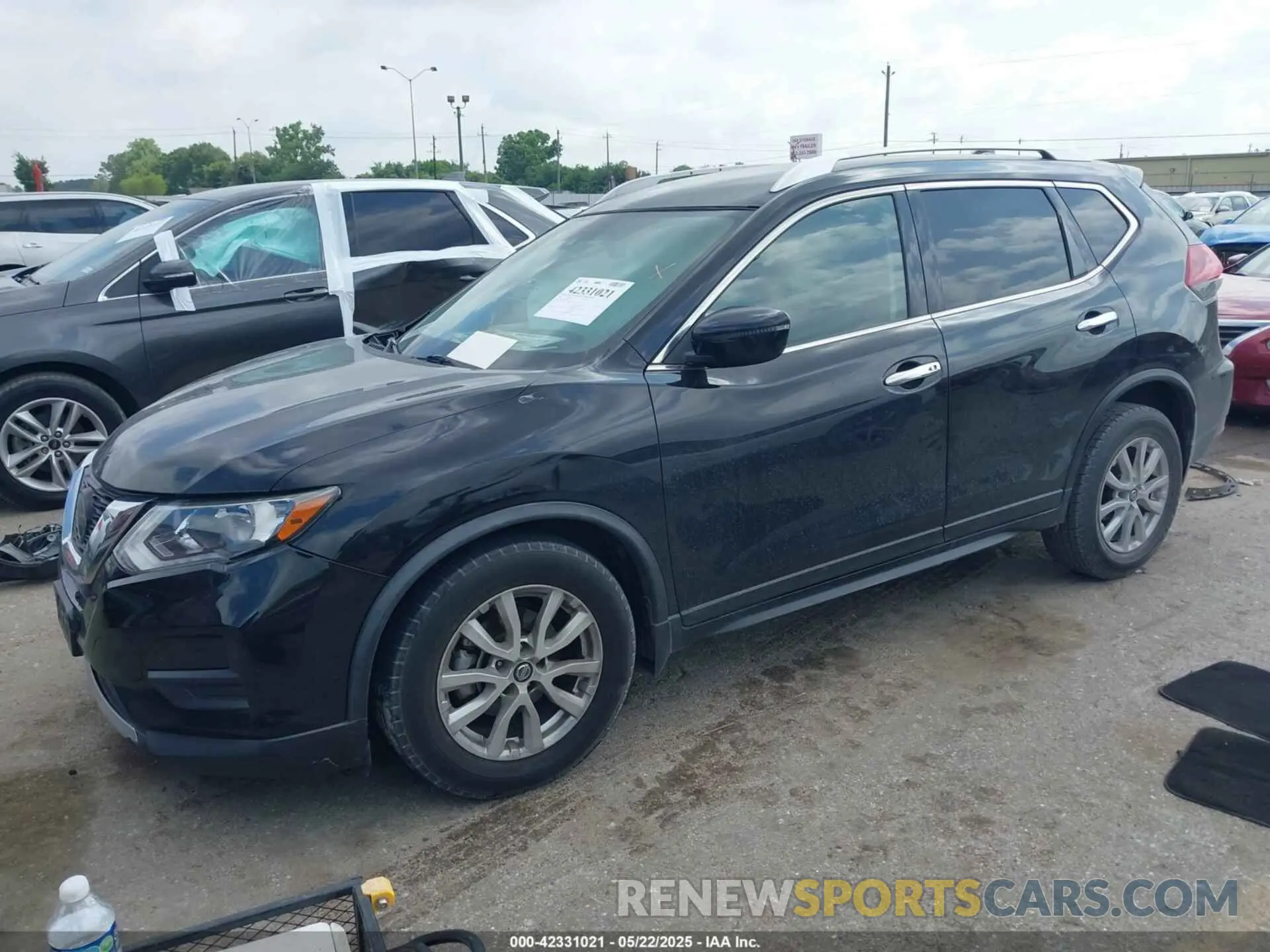 2 Photograph of a damaged car JN8AT2MT6KW255283 NISSAN ROGUE 2019