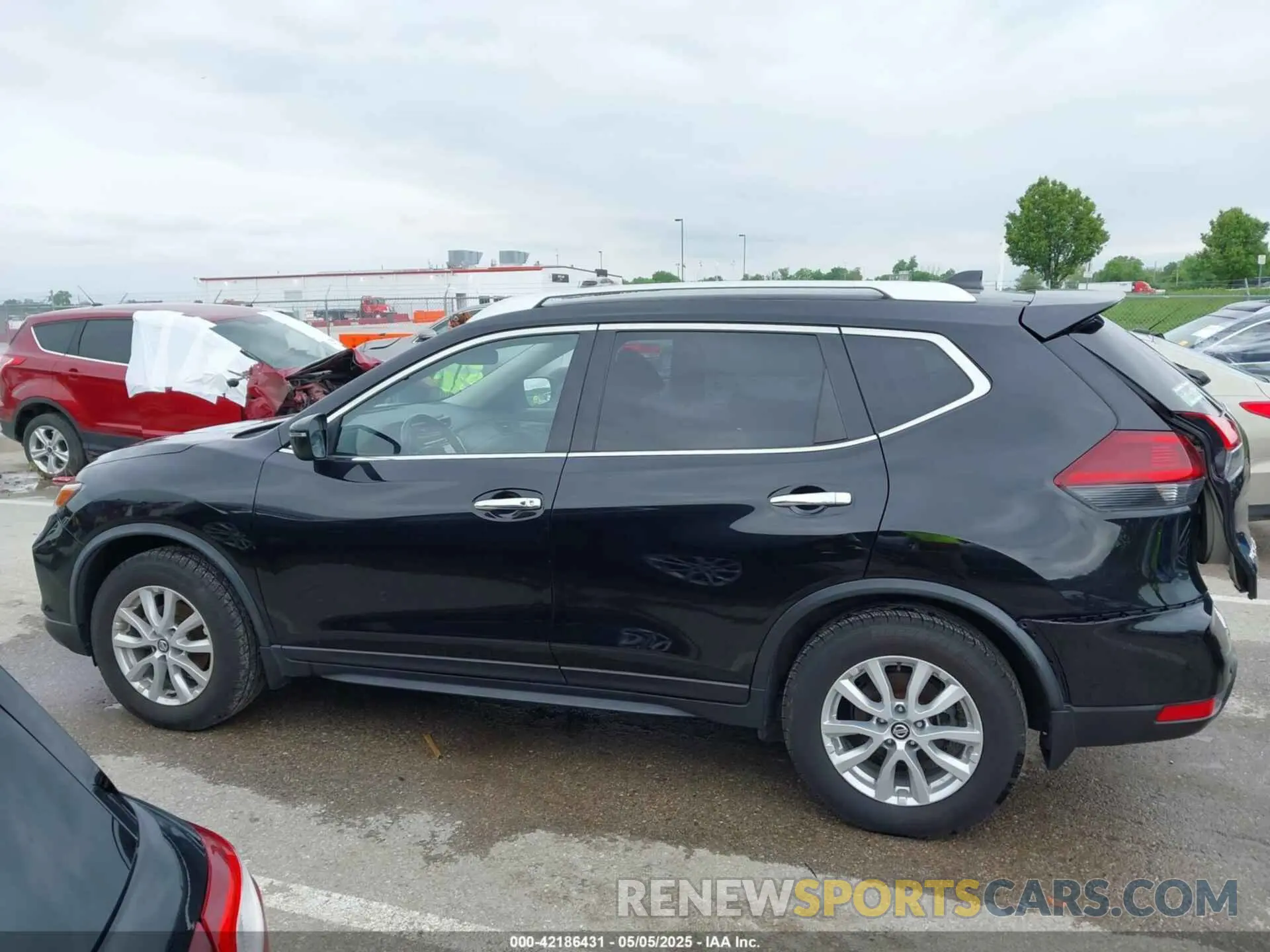 14 Photograph of a damaged car JN8AT2MT6KW263190 NISSAN ROGUE 2019