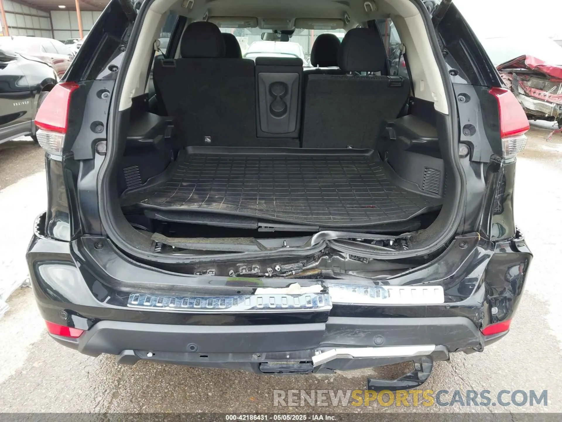 6 Photograph of a damaged car JN8AT2MT6KW263190 NISSAN ROGUE 2019