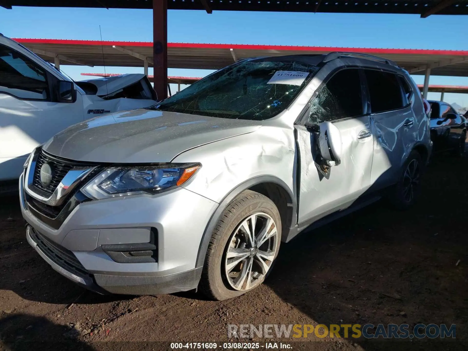 2 Photograph of a damaged car JN8AT2MT6KW265036 NISSAN ROGUE 2019