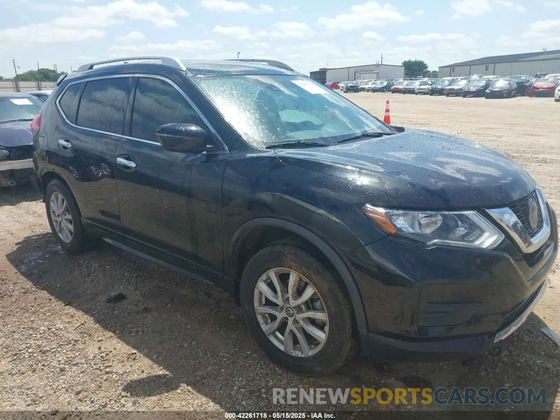 1 Photograph of a damaged car JN8AT2MT6KW267367 NISSAN ROGUE 2019