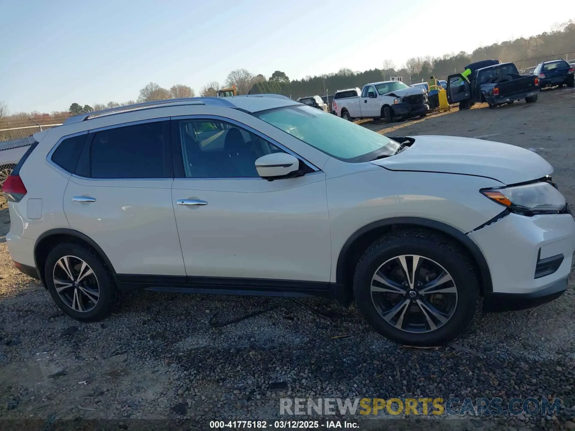 14 Photograph of a damaged car JN8AT2MT7KW254319 NISSAN ROGUE 2019
